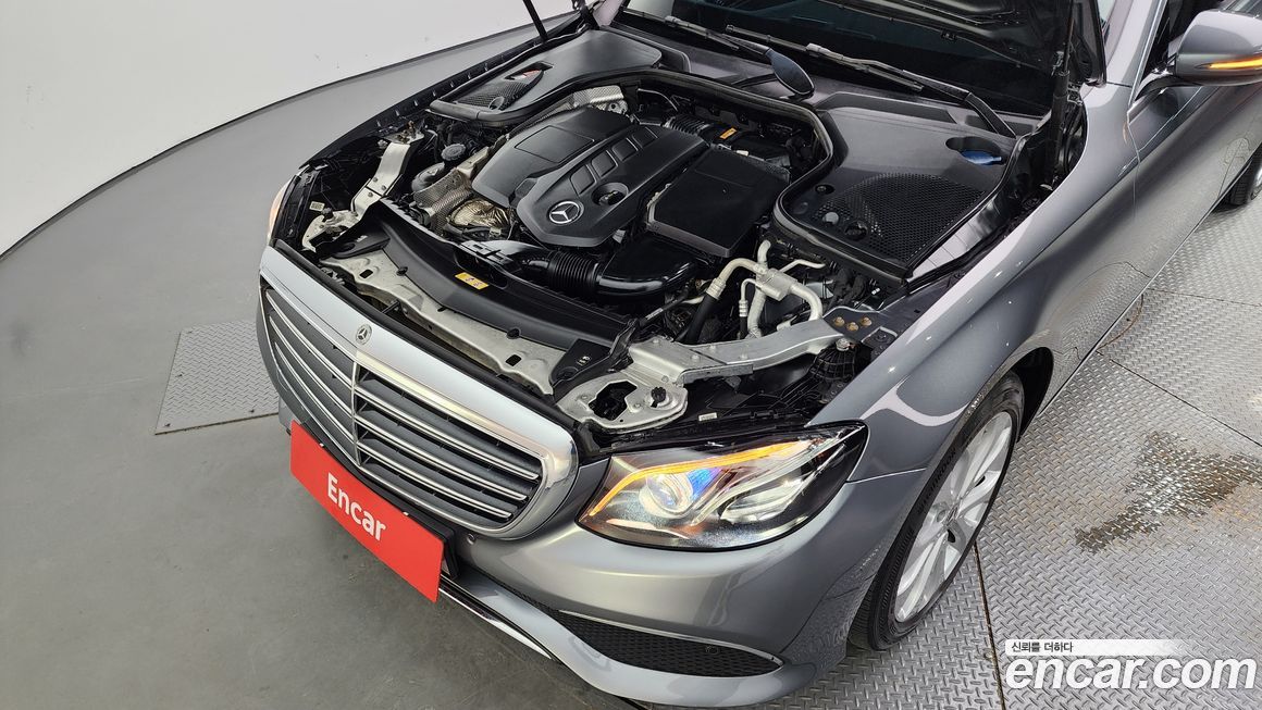 Mercedes-Benz E-Class 2020