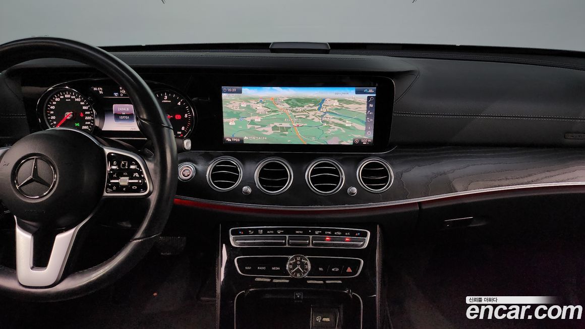 Mercedes-Benz E-Class 2020