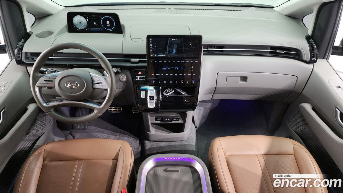 Hyundai Staria 2022