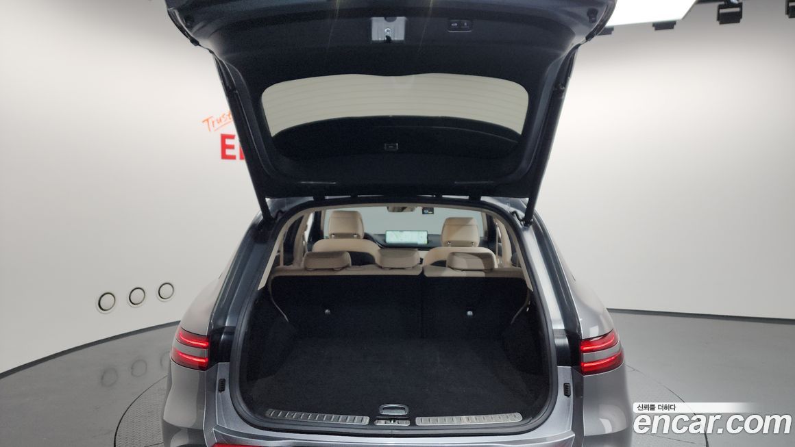 Genesis GV70 2023