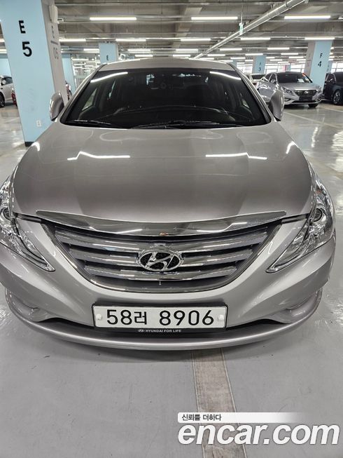 Hyundai Sonata 2011