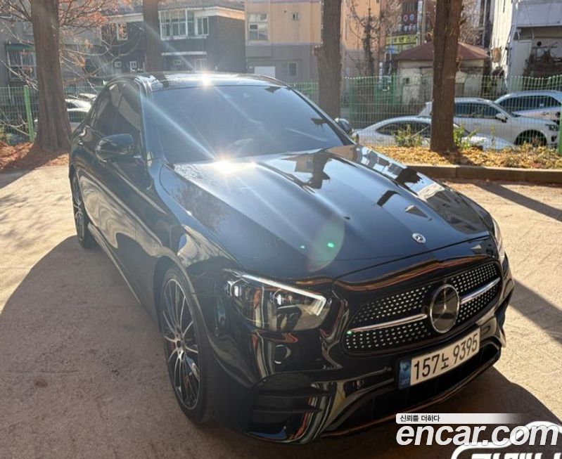 Mercedes-Benz E-Class 2023