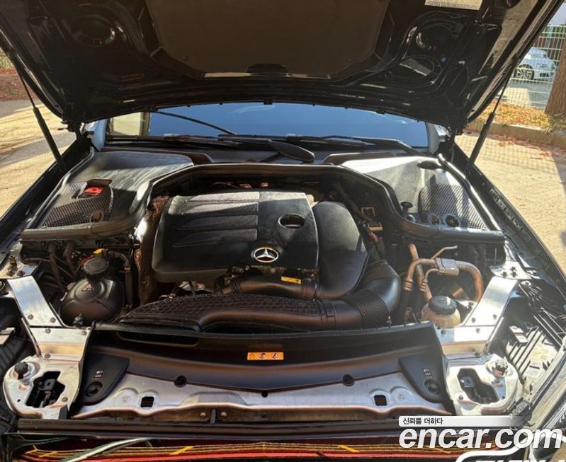 Mercedes-Benz E-Class 2023