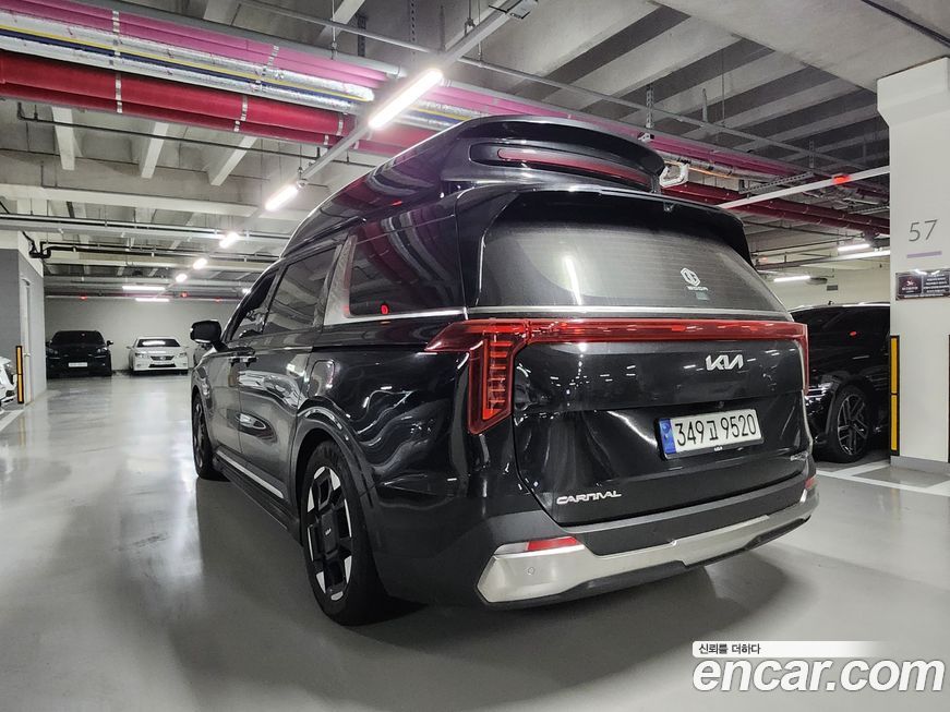 Kia Canival 2024