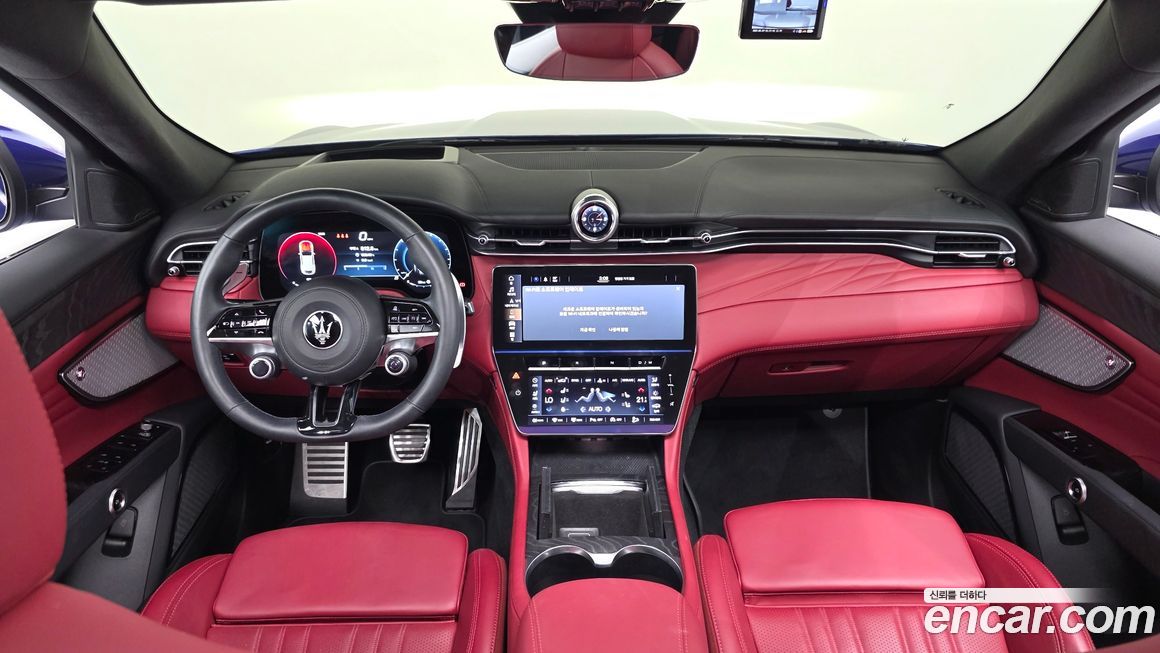 Maserati Grecale 2023