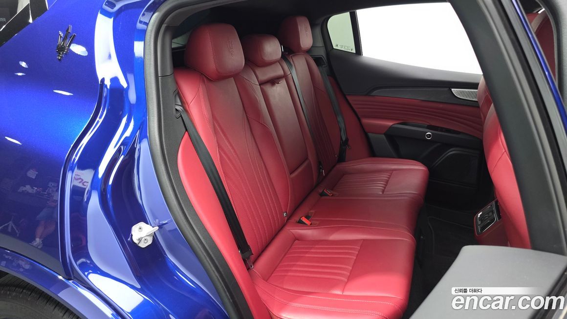 Maserati Grecale 2023