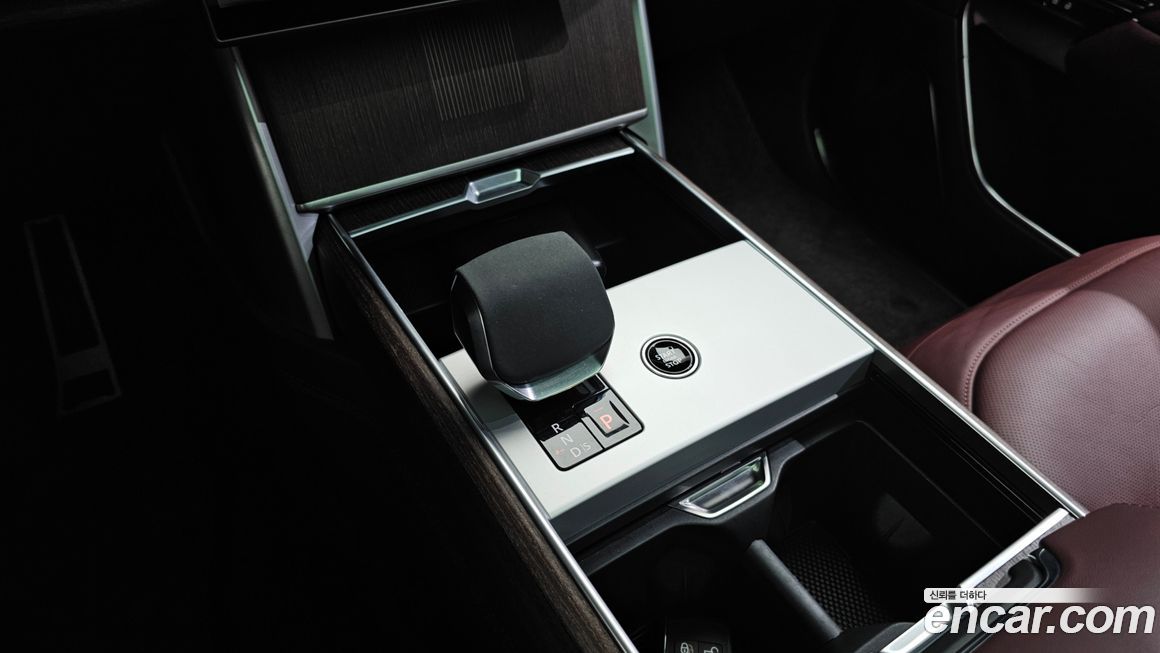 Land Rover Range Rover 2024