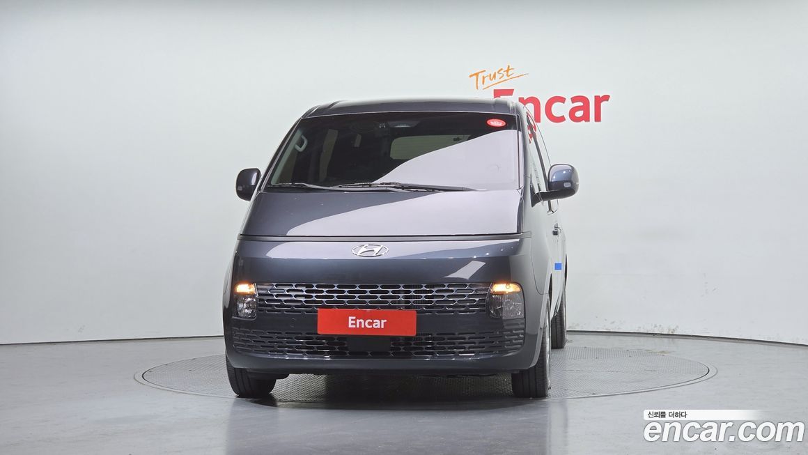 Hyundai Staria 2022
