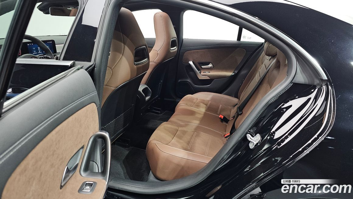 Mercedes-Benz CLA-Class 2025