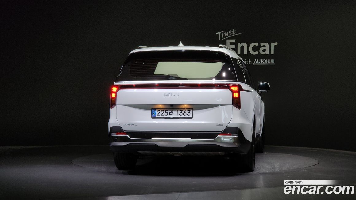 Kia Canival 2025