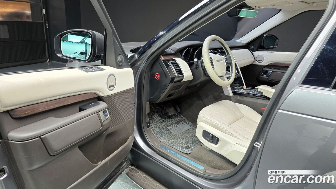 Land Rover Discovery 2017