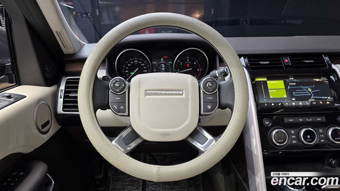 Land Rover Discovery 2017