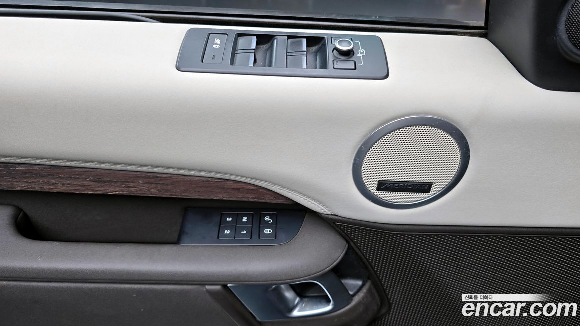 Land Rover Discovery 2017