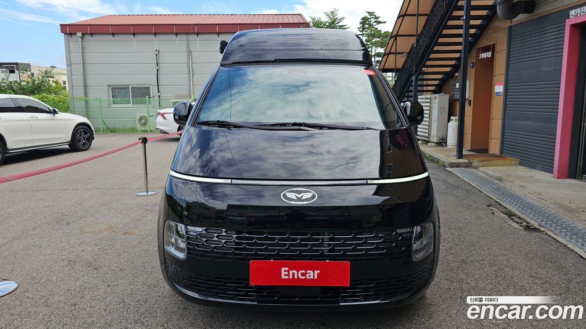Hyundai Staria 2023