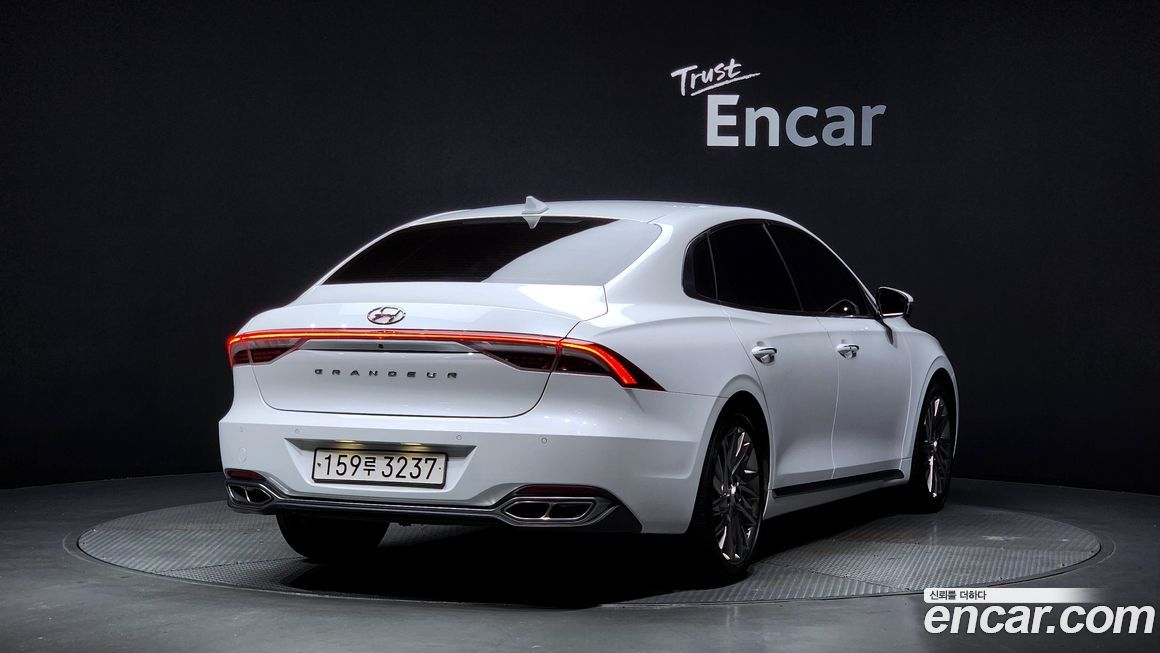 Hyundai Grandeur 2022