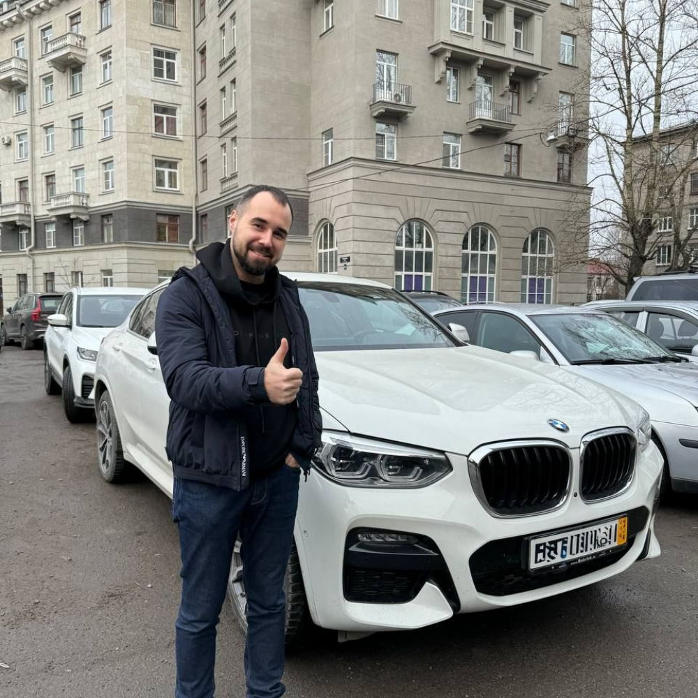 Клиент получил автомобиль BMW X4