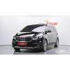 56878