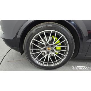 979591