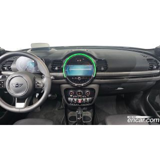 272225