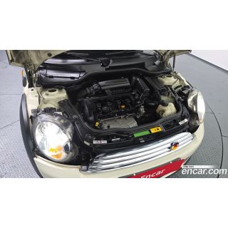 90998