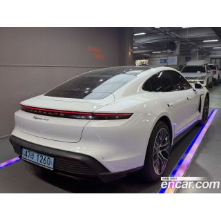593428