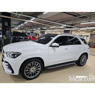 218258