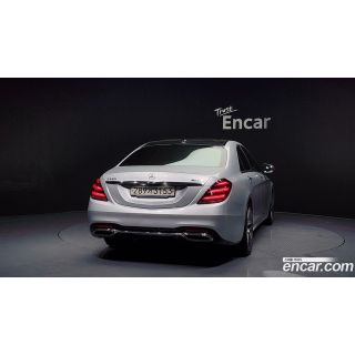 979929