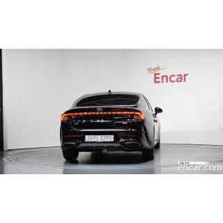 722077