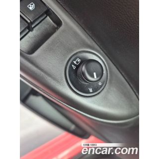 827938