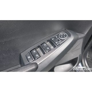 649633