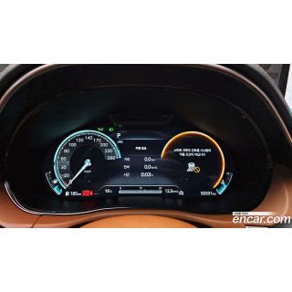 868183