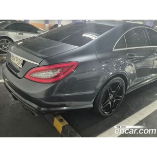 596947