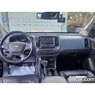 922807