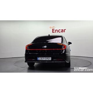 798320