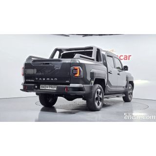 915076