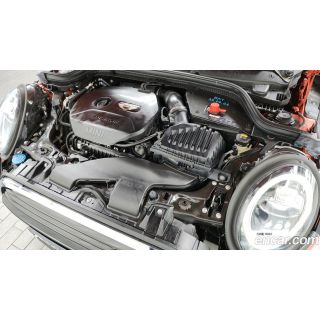 885903
