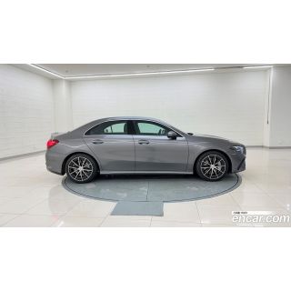 216744