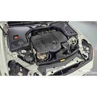 323572