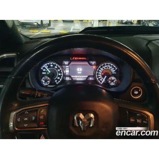 998802