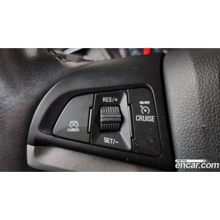 975781