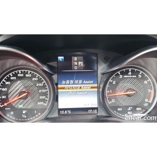 796439