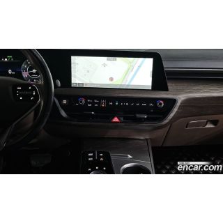 826103