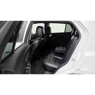 225881