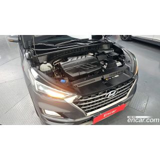 985651
