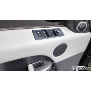 897217
