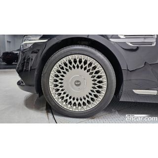 566870