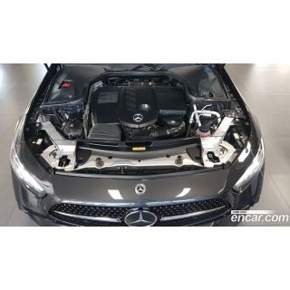 569263