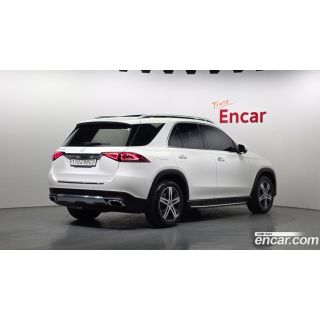 235128