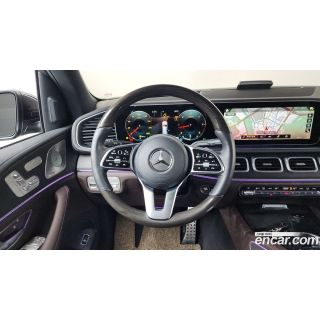 698878