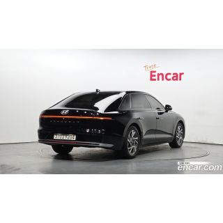 218006